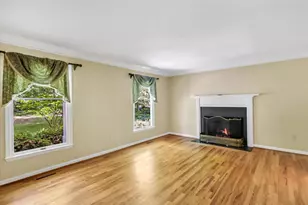 9204 Falls Bridge Ln, Rockville, MD 20854 - Photo 35