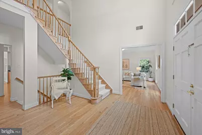 7016 Fawn Trail Court, Bethesda, MD 20817 - Photo 3