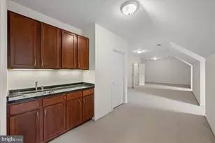 7016 Fawn Trail Ct, Bethesda, MD 20817 - Photo 29