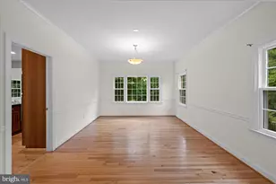 7016 Fawn Trail Ct, Bethesda, MD 20817 - Photo 7