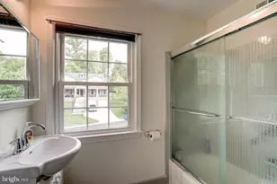 7525 Cayuga Ave, Bethesda, MD 20817 - Photo 35