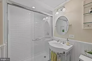8308 River Falls Dr, Potomac, MD 20854 - Photo 37