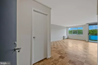 10201 Grosvenor Place #1222, Rockville, MD 20852 - Photo 3