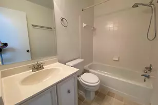 20 Valerian Ct, Rockville, MD 20852 - Photo 25