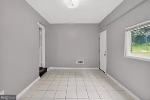 9211 E Parkhill Dr, Bethesda, MD 20814 - Photo 11