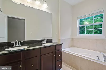 11675 Emerald Green Drive, Clarksburg, MD 20871 - Photo 17