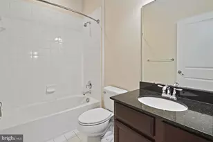11675 Emerald Green Dr, Clarksburg, MD 20871 - Photo 21