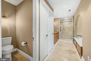 6614 81st St, Cabin John, MD 20818 - Photo 39