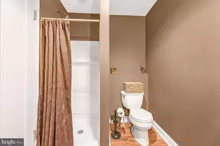 6614 81st St, Cabin John, MD 20818 - Photo 49