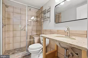5817 Edson Ln, Rockville, MD 20852 - Photo 17