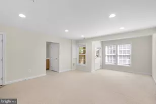 10 Rockingham Ct, Germantown, MD 20874 - Photo 33