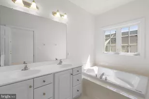 10 Rockingham Ct, Germantown, MD 20874 - Photo 25
