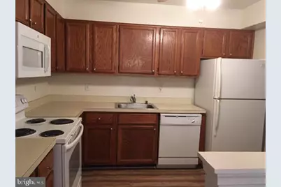 20317 Beaconfield Terrace #20317, Germantown, MD 20874 - Photo 3