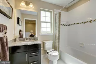 22101 Broadway Ave, Clarksburg, MD 20871 - Photo 9