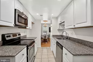 9904 Tambay Ct, Montgomery Village, MD 20886 - Photo 3