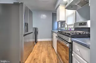 8016 Old Georgetown Rd, Bethesda, MD 20814 - Photo 13