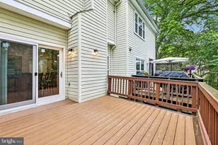 210 Twelve Oaks Dr, Gaithersburg, MD 20878 - Photo 13