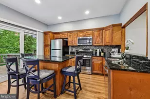 210 Twelve Oaks Dr, Gaithersburg, MD 20878 - Photo 31