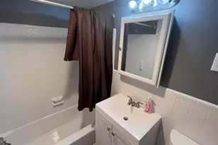 10401 Grosvenor Pl, Rockville, MD 20852 - Photo 13