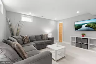 513 Gilmoure Dr, Silver Spring, MD 20901 - Photo 45