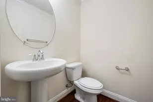8341 Broderick Cir, Gaithersburg, MD 20877 - Photo 17