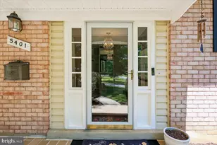 5401 Amberwood Ln, Rockville, MD 20853 - Photo 5
