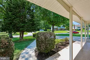5401 Amberwood Ln, Rockville, MD 20853 - Photo 89