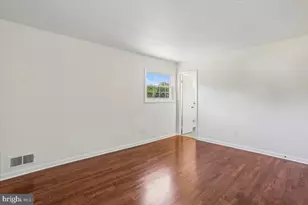 5401 Amberwood Ln, Rockville, MD 20853 - Photo 57