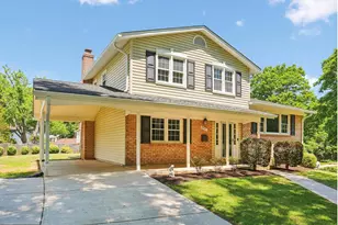 5401 Amberwood Ln, Rockville, MD 20853 - Photo 1