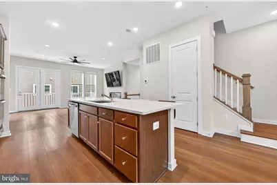 8279 Front Loop, Rockville, MD 20855 - Photo 7