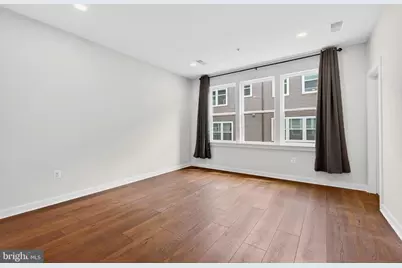 8279 Front Loop, Rockville, MD 20855 - Photo 17