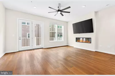 8279 Front Loop, Rockville, MD 20855 - Photo 11