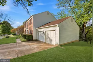12160 Hidden Brook Terrace, Gaithersburg, MD 20878 - Photo 7