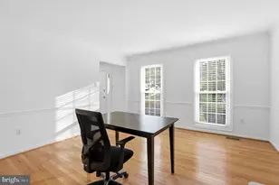 12160 Hidden Brook Terrace, Gaithersburg, MD 20878 - Photo 9
