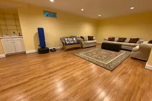10614 Maplecrest Ln, Potomac, MD 20854 - Photo 37