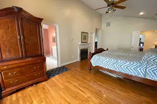 10614 Maplecrest Ln, Potomac, MD 20854 - Photo 25