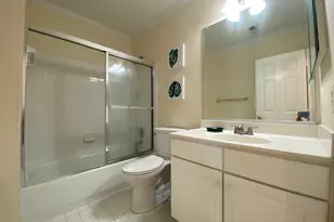 10614 Maplecrest Ln, Potomac, MD 20854 - Photo 33