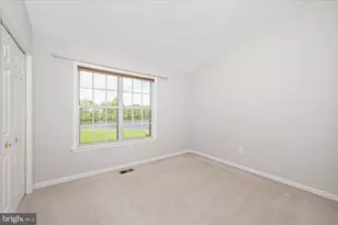 20409 Remsbury Pl, Gaithersburg, MD 20886 - Photo 25