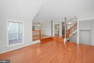20409 Remsbury Pl, Gaithersburg, MD 20886 - Photo 5