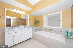 20409 Remsbury Pl, Gaithersburg, MD 20886 - Photo 21