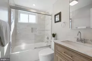 12301 Espalier Pl, Potomac, MD 20854 - Photo 33