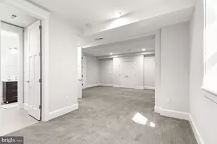 11000 Luxmanor Rd, North Bethesda, MD 20852 - Photo 77