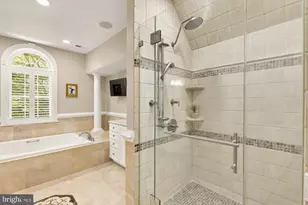 5501 Montgomery St, Chevy Chase, MD 20815 - Photo 17