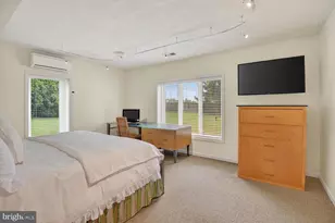 8601 Split Oak Cir, Bethesda, MD 20817 - Photo 41