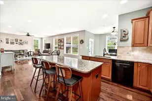 18017 Bliss Dr, Poolesville, MD 20837 - Photo 27