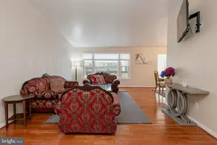 13323 Foxhall Dr, Silver Spring, MD 20906 - Photo 11