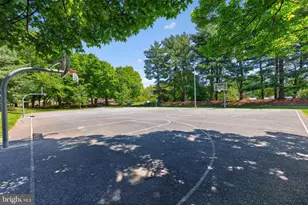 6 Galesville Ct, Gaithersburg, MD 20878 - Photo 49