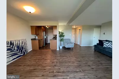 10201 Grosvenor Place #816, Rockville, MD 20852 - Photo 11