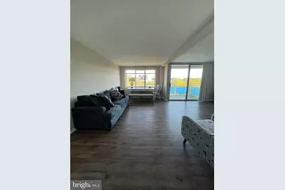 10201 Grosvenor Place #816, Rockville, MD 20852 - Photo 9