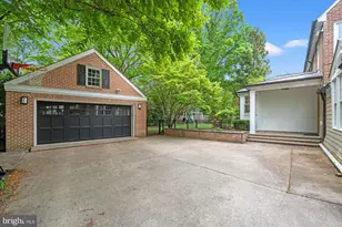 3701 Blackthorn Ct, Chevy Chase, MD 20815 - Photo 37